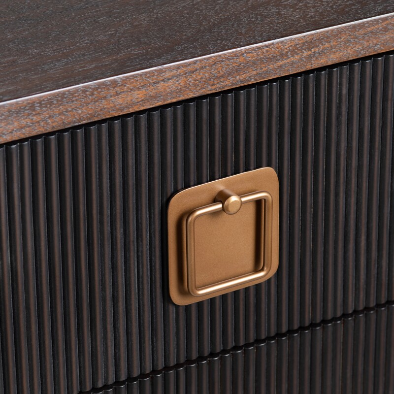 Worthington Three-Drawer Chest CVFDR1048