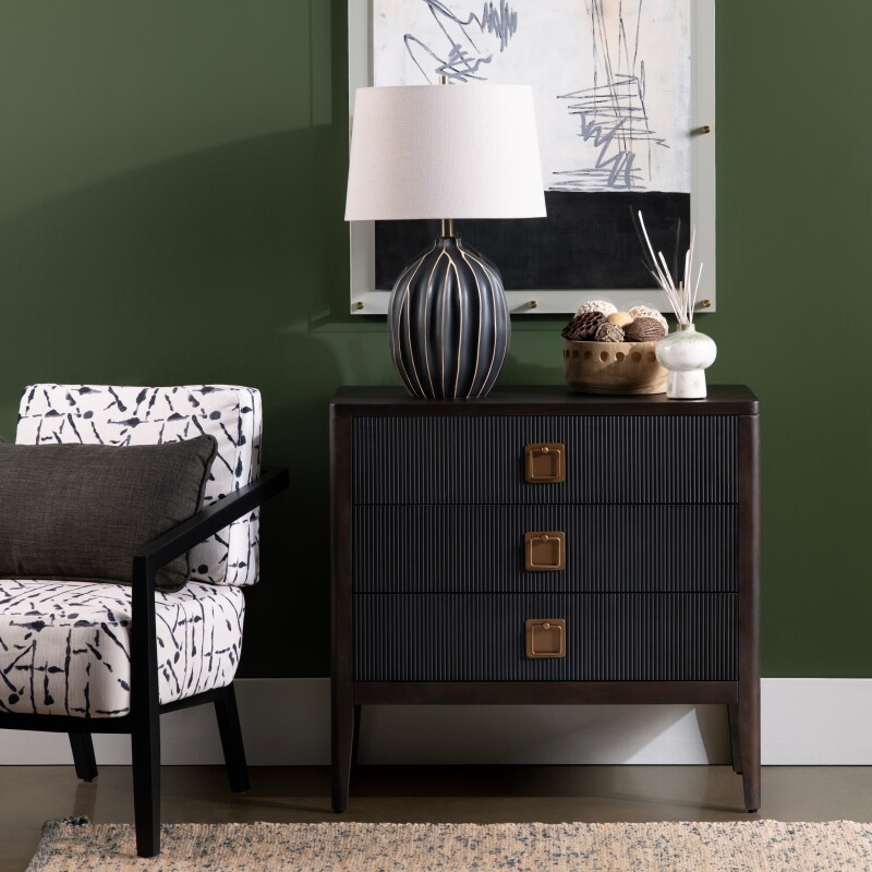 Worthington Three-Drawer Chest CVFDR1048