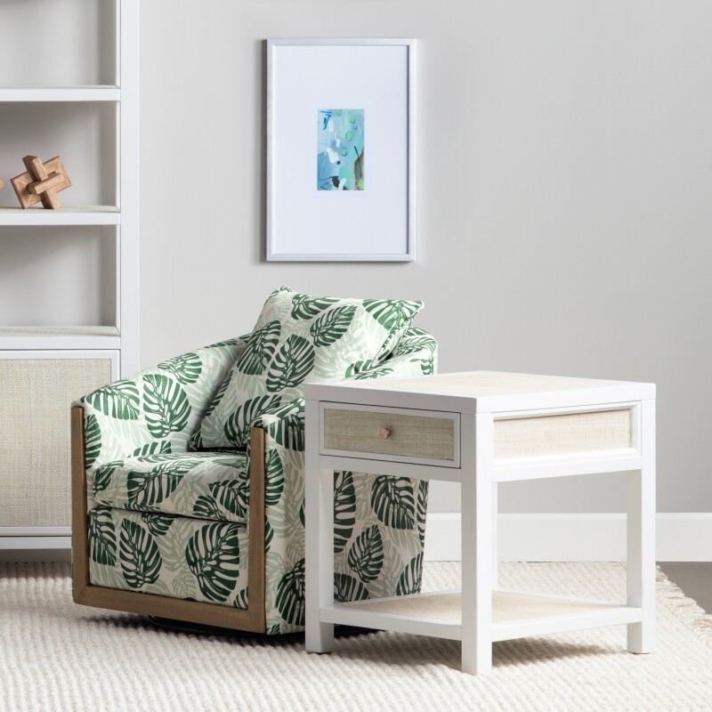 Sandy Shores End Table CVFDR1151