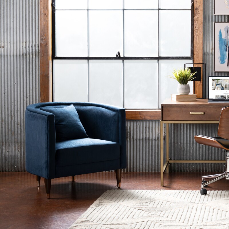 Tarek Sergovia Marino Armchair CVFMR2202