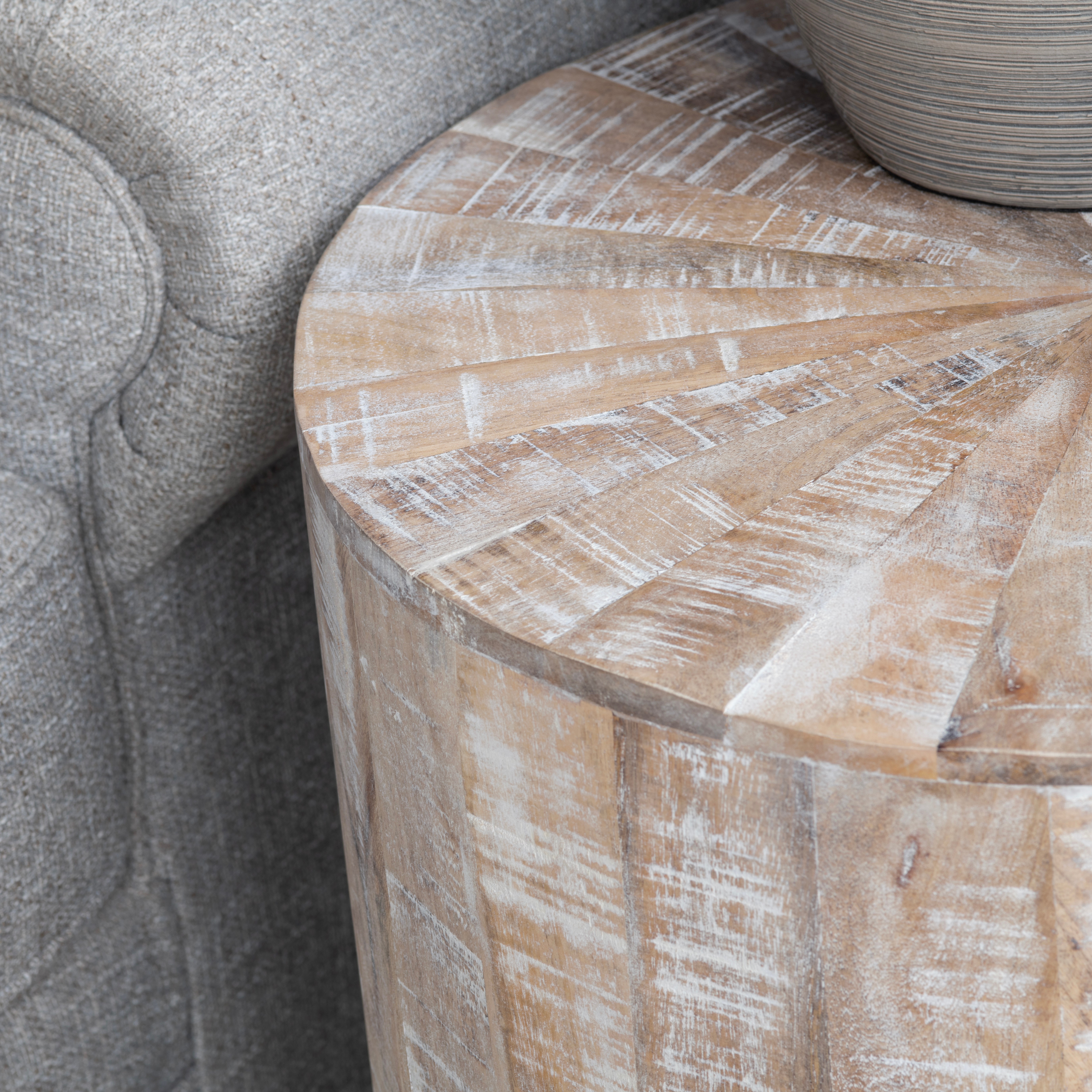 Bengal Manor End Table CVFNR821