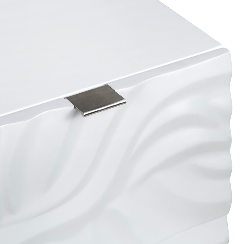 Cirrus Three-Drawer Chest CVFVR8509