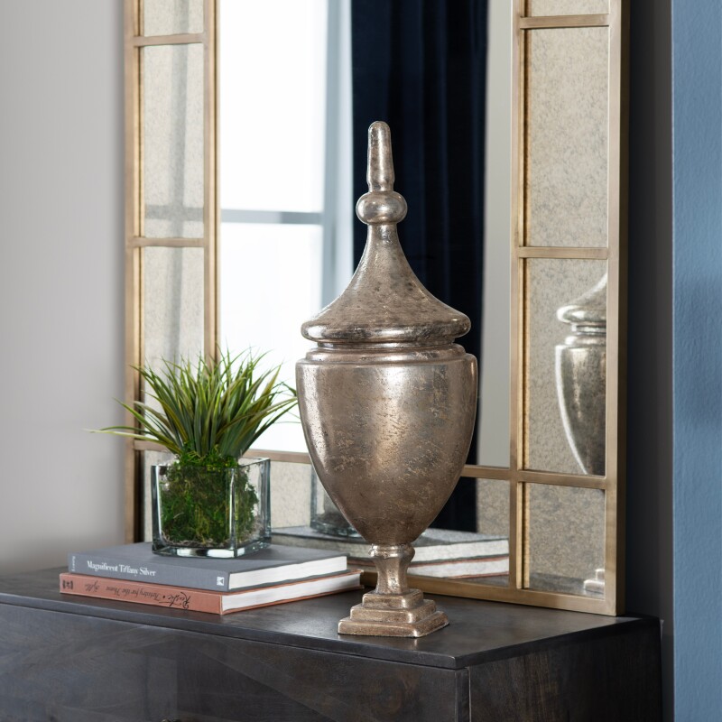 Thoreau Large Lidded Jar CVFZIN008