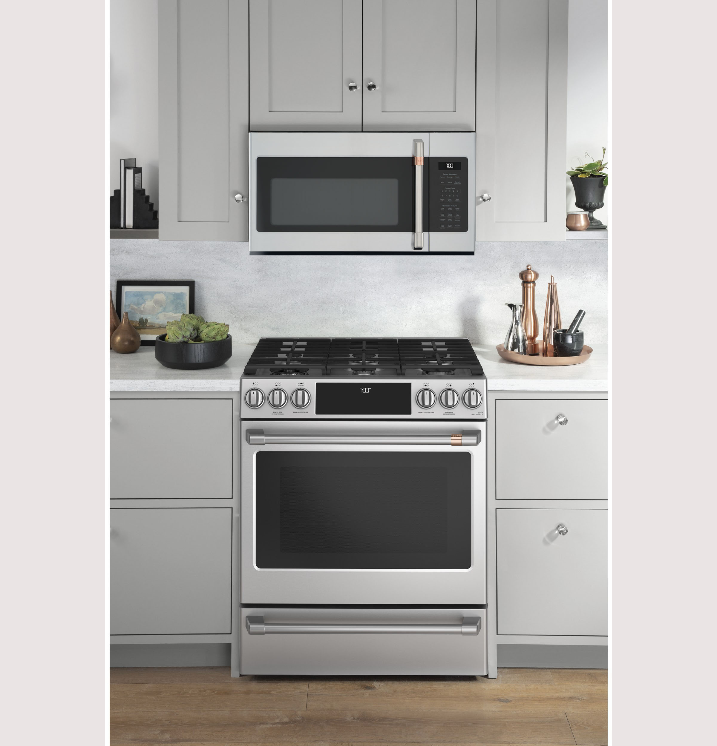 CAFÉ™ 1.9 Cu. Ft. Over-the-Range Microwave Oven view 3