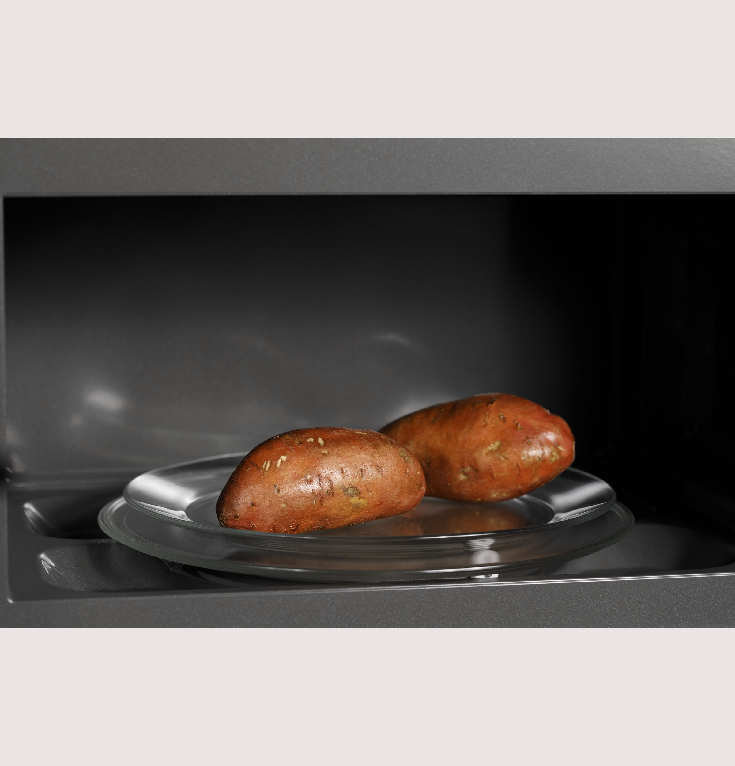 CAFÉ™ 1.9 Cu. Ft. Over-the-Range Microwave Oven view 9