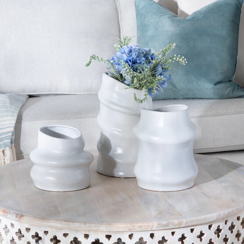 Merritt Vases CVVZSA040A