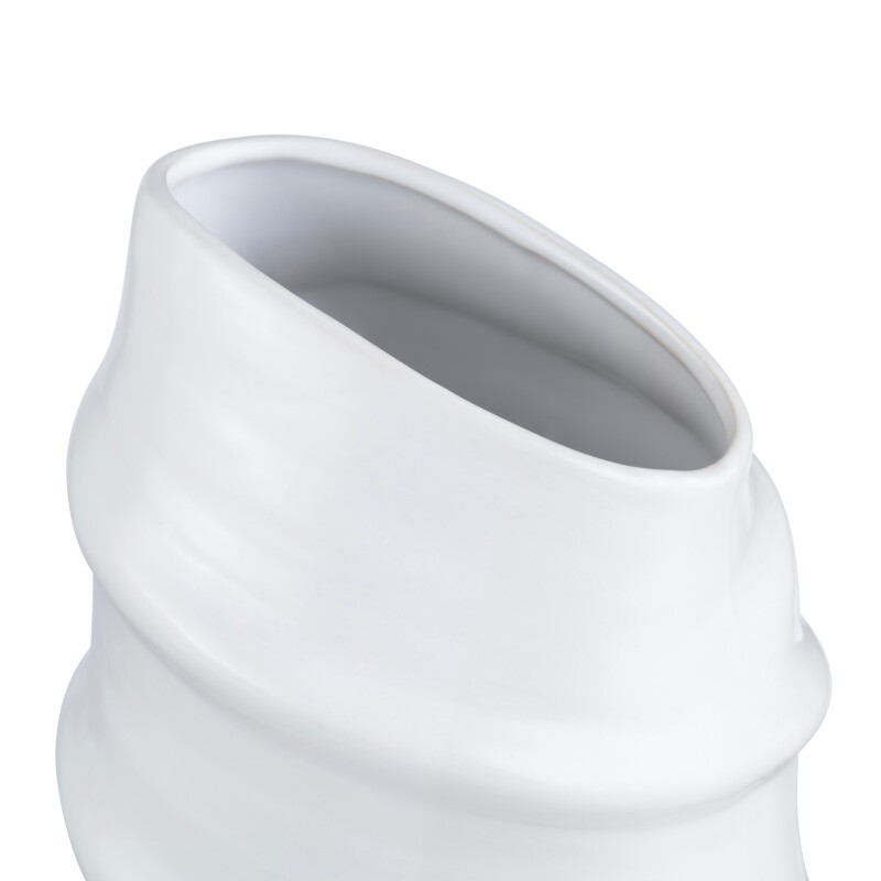Merritt Vases CVVZSA040A