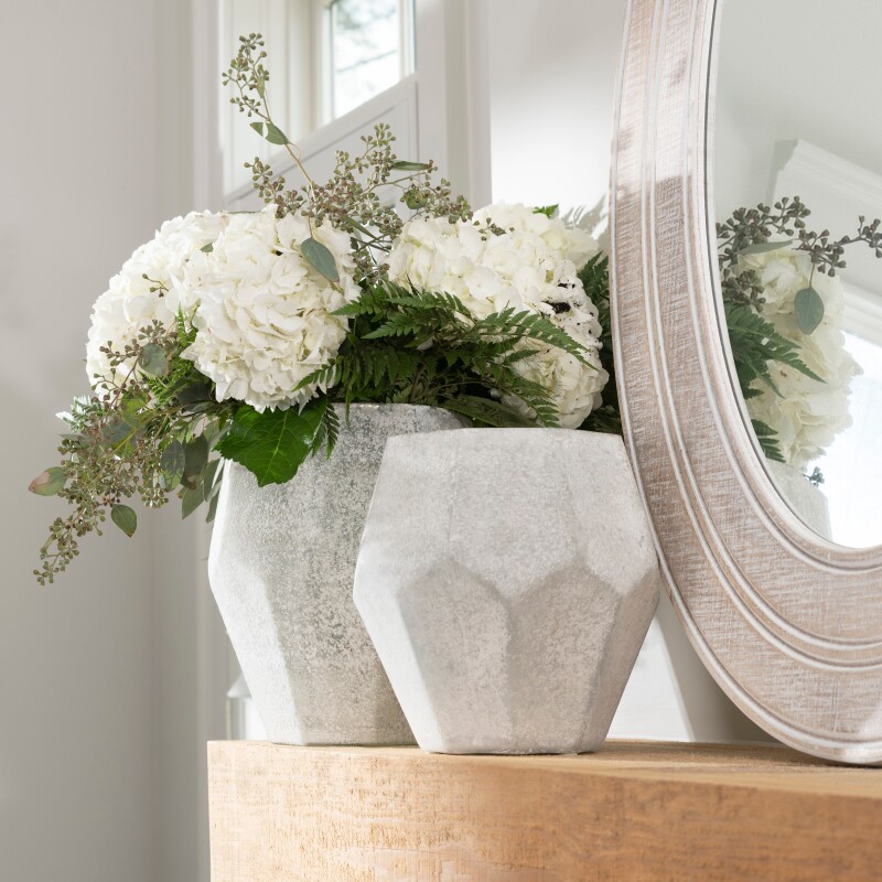 Medallion Glass Vase CVVZSN004