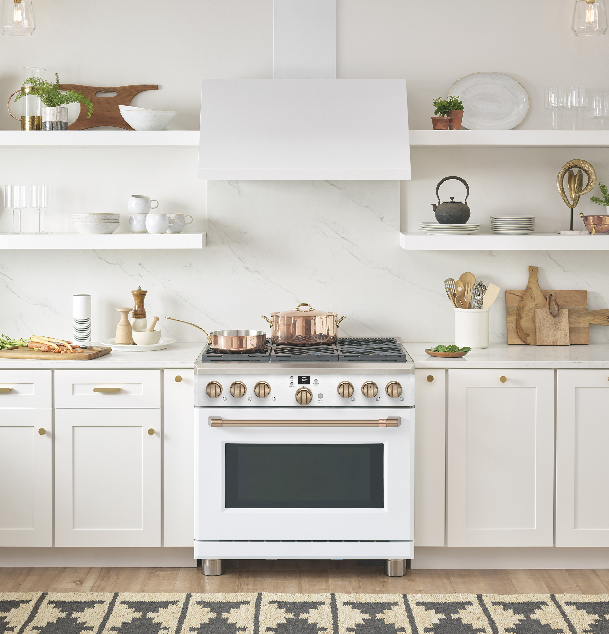 CAFÉ™ 30" Commercial Hood view 10