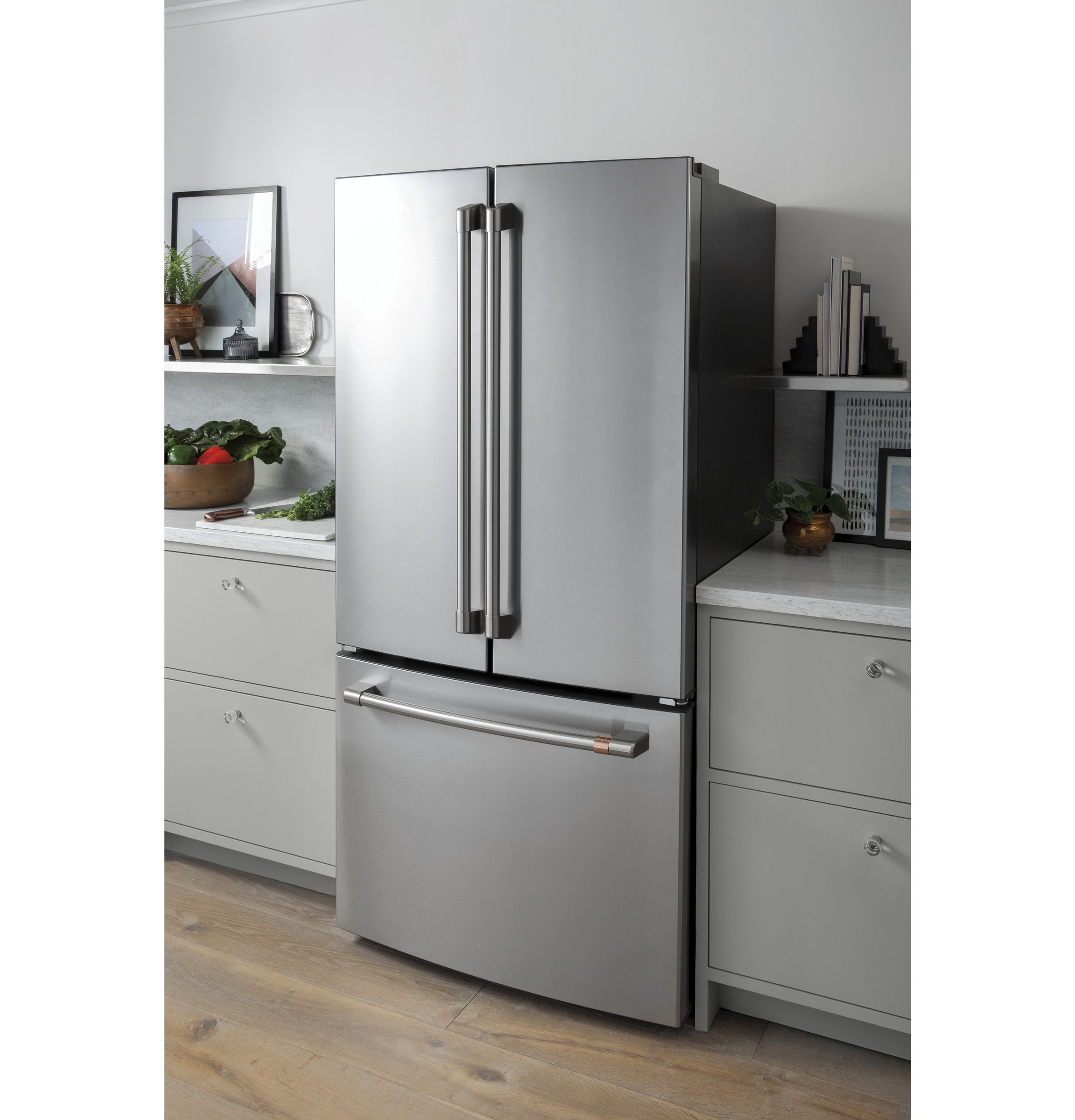 CAFÉ™ ENERGY STAR® 18.6 Cu. Ft. Counter-Depth French-Door Refrigerator view 11