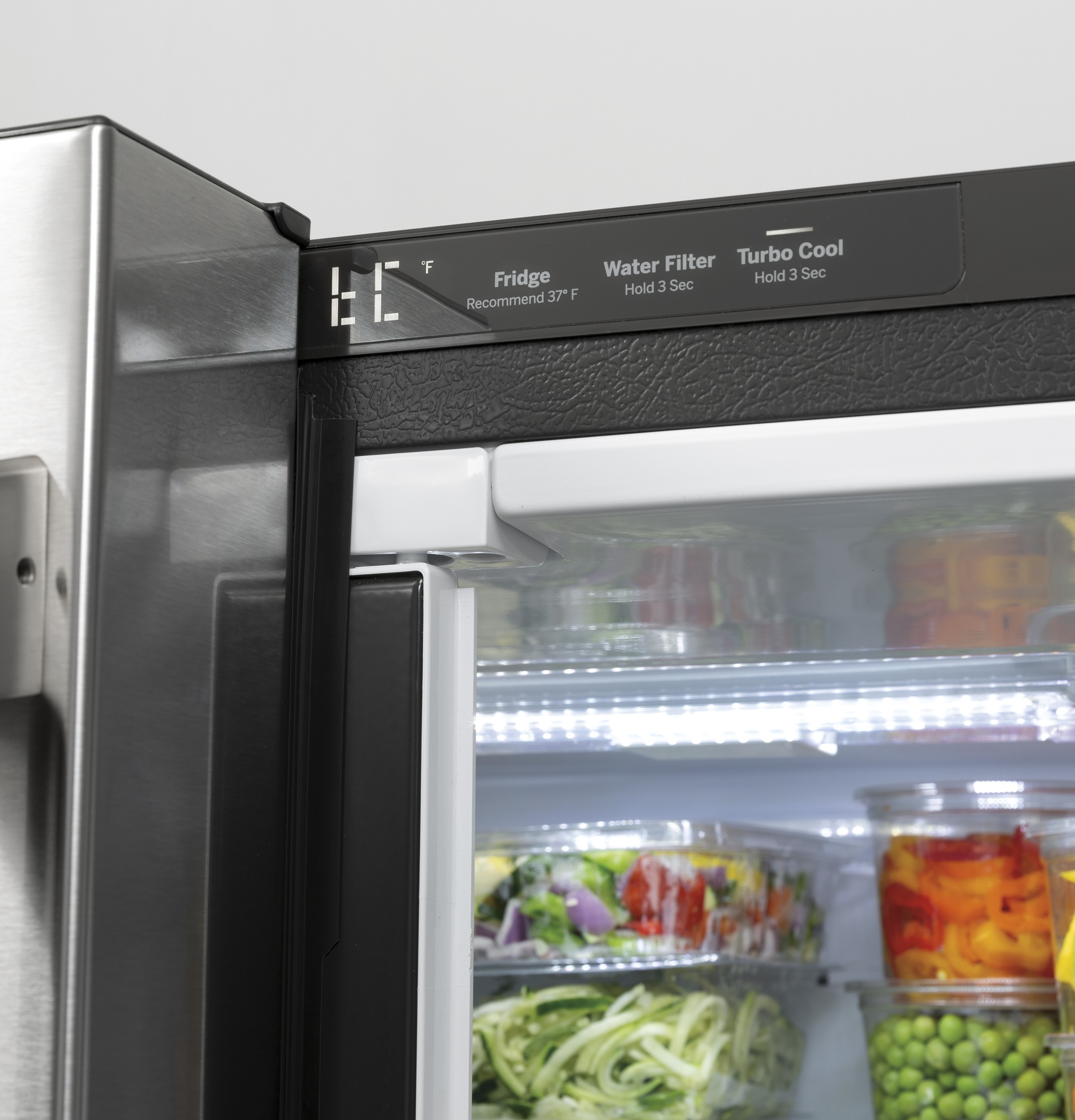 CAFÉ™ ENERGY STAR® 18.6 Cu. Ft. Counter-Depth French-Door Refrigerator view 10