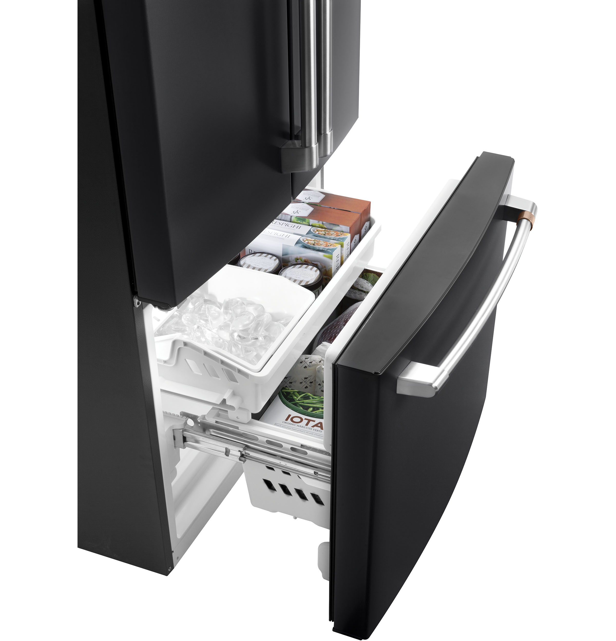 CAFÉ™ ENERGY STAR® 18.6 Cu. Ft. Counter-Depth French-Door Refrigerator view 19