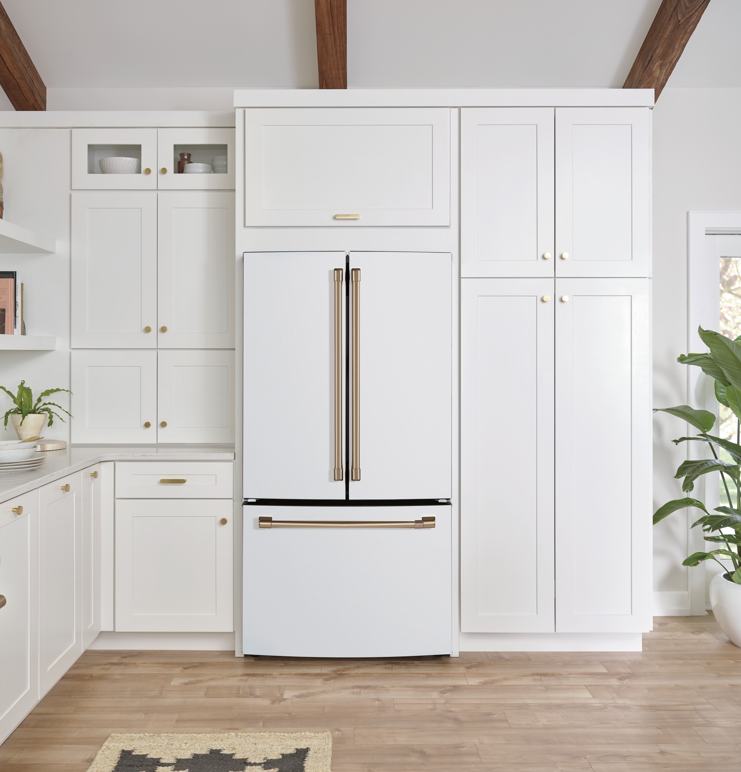 CAFÉ™ ENERGY STAR 18.6 Cu. Ft. Counter-Depth French-Door Refrigerator view 16