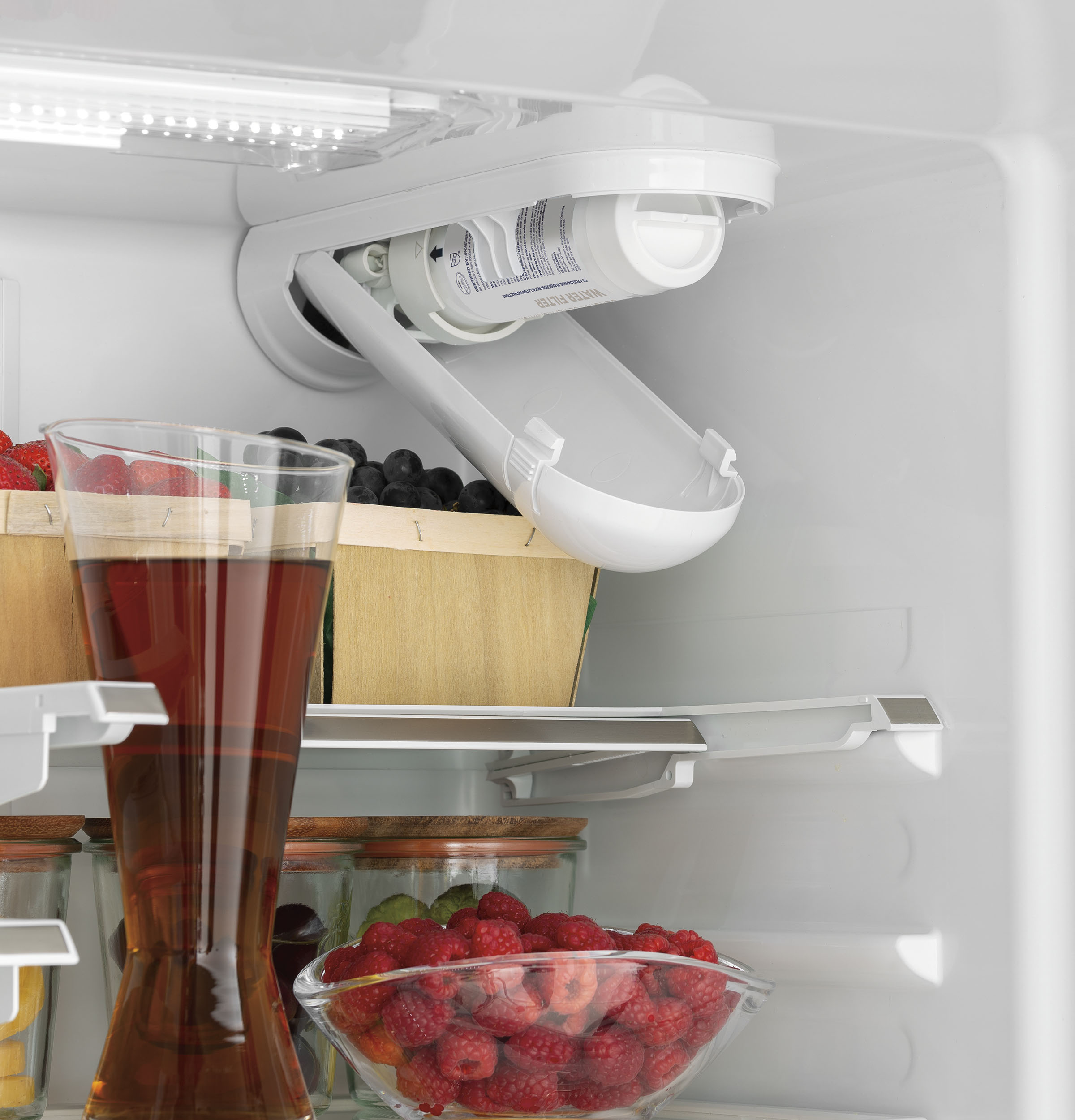 CAFÉ™ ENERGY STAR 18.6 Cu. Ft. Counter-Depth French-Door Refrigerator view 15