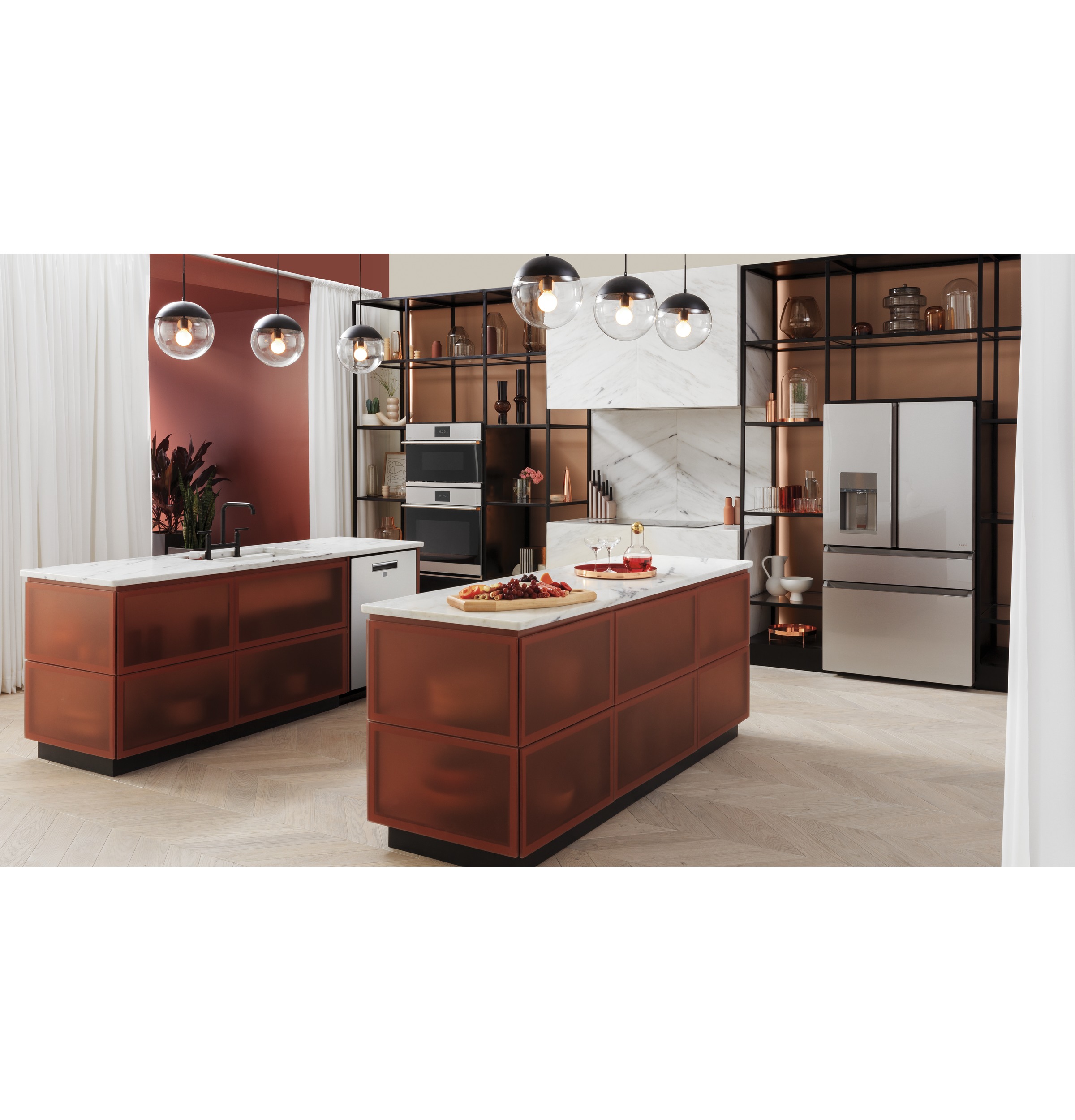 CAFÉ™ ENERGY STAR® 22.3 Cu. Ft. Smart Counter-Depth 4-Door French-Door Refrigerator in Platinum Glass view 6