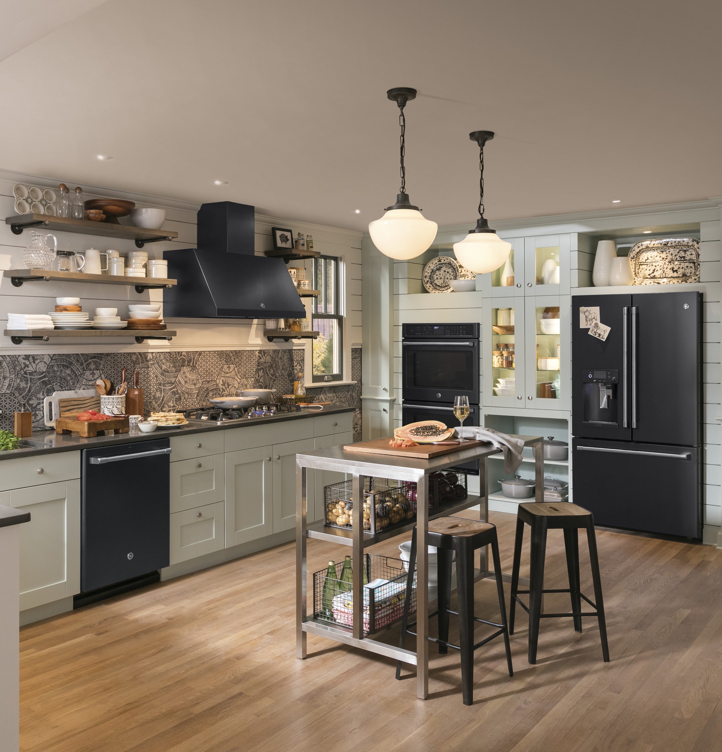 Café Series 22.2 Cu. Ft. Counter-depth French-door Refrigerator With Keurig K-cup Brewing System CYE22UELDS