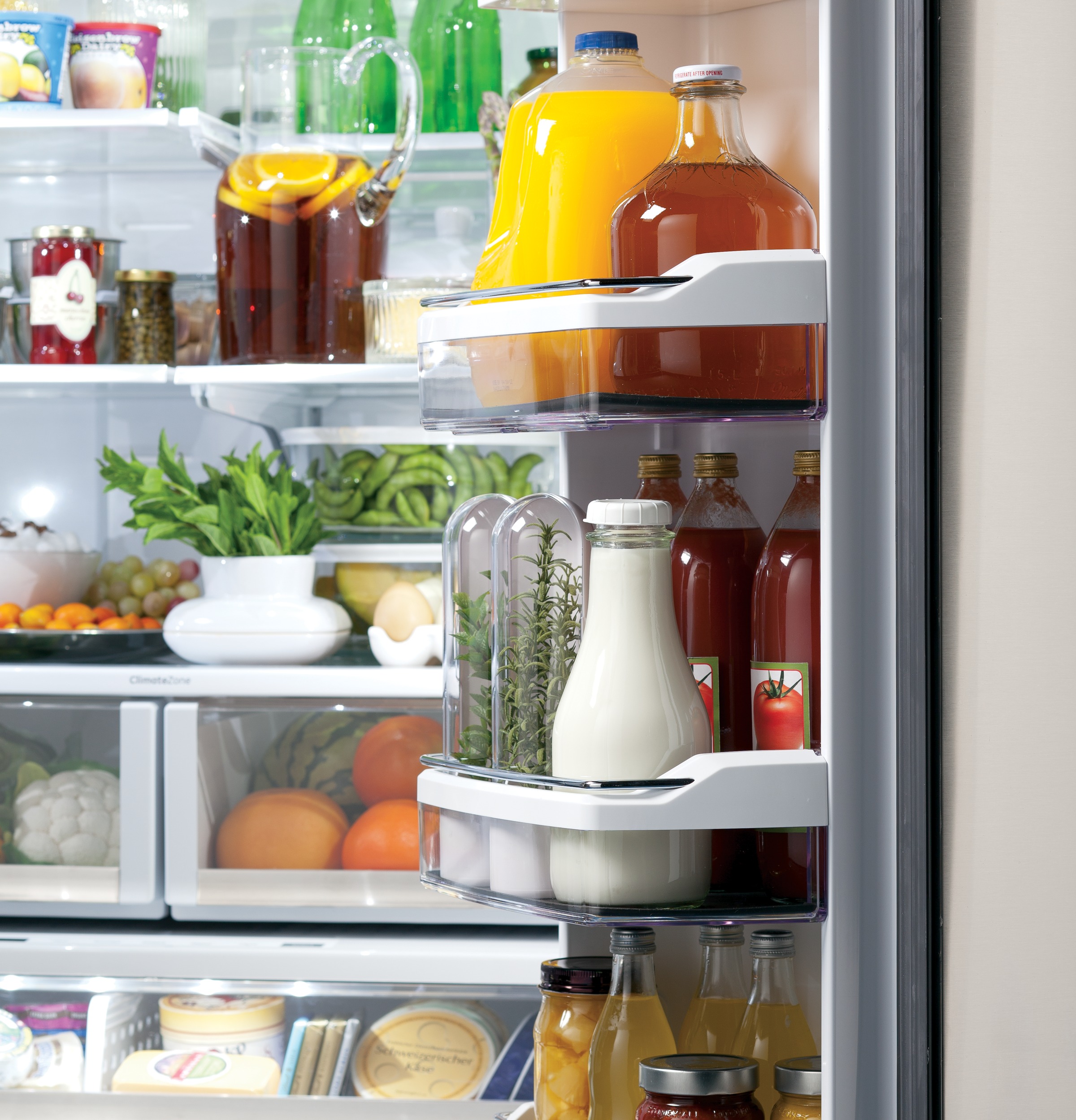 Café Series 23.1 Cu. Ft. Counter-depth French-door Refrigerator CYE23TSDSS