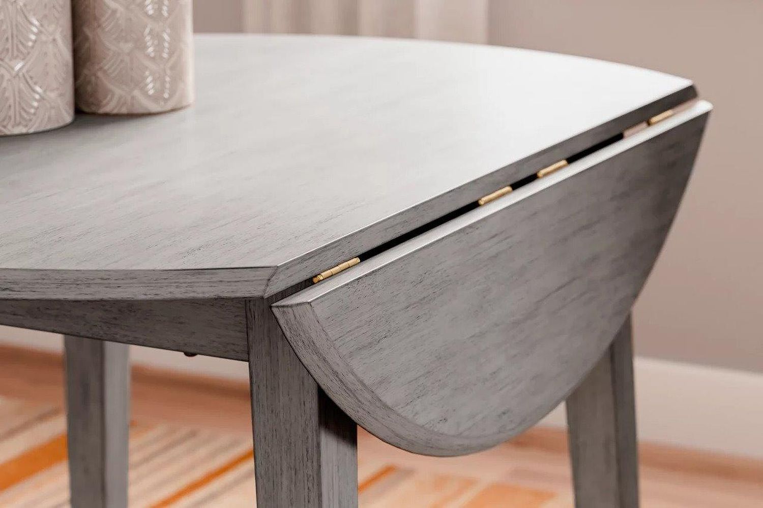 Shullden Dining Room Set In Gray D194D1