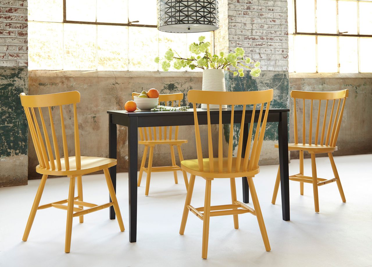 Kimonte Rectangular Dining Room Table D25025