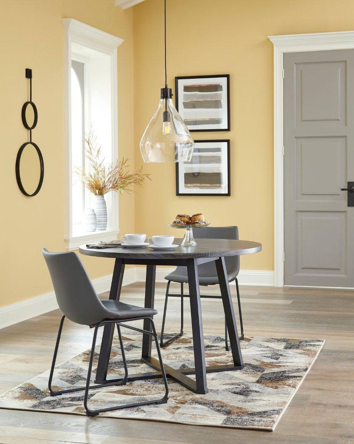 Centiar Gray Side Chair Set of 2 D37208