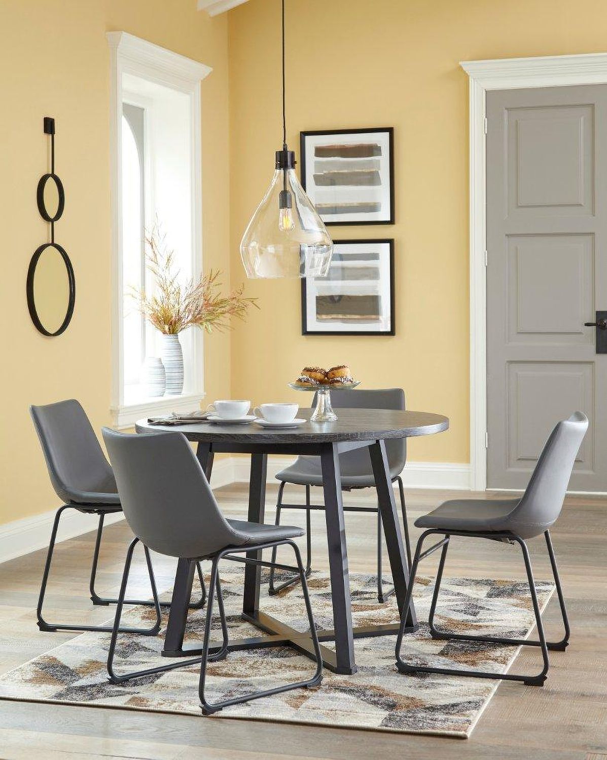 Centiar Gray Side Chair Set of 2 D37208