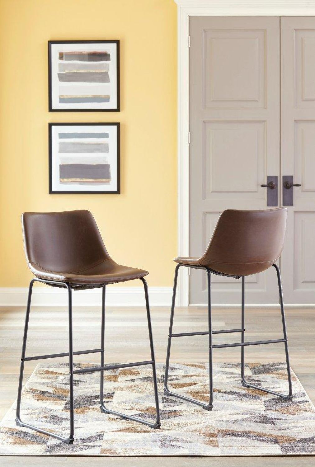 Centiar Brown Pub Height Bar Stool Set of 2 D372130
