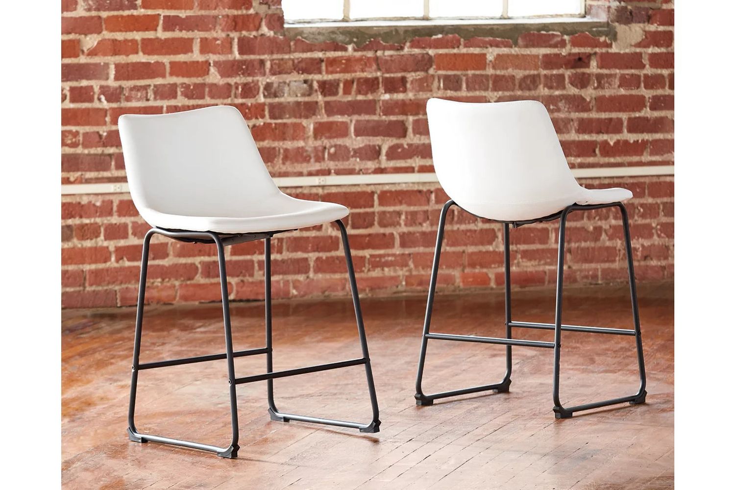 Centiar White Upholstered Barstool Set of 2 D372724