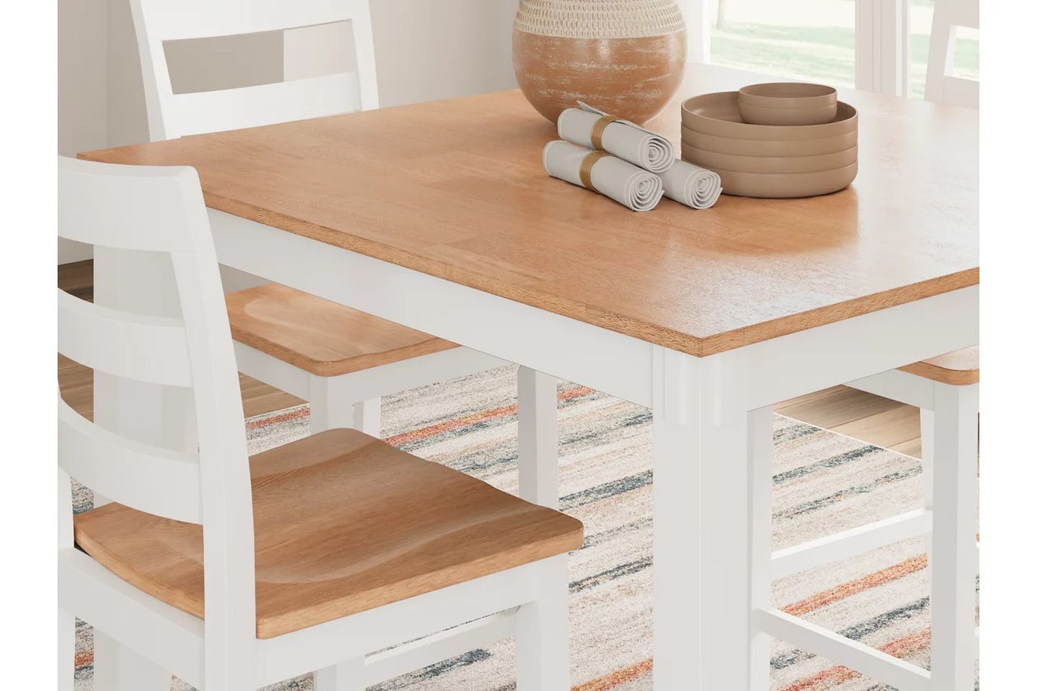 Gesthaven 5-Piece Dining Room Set In Natural and White D398223