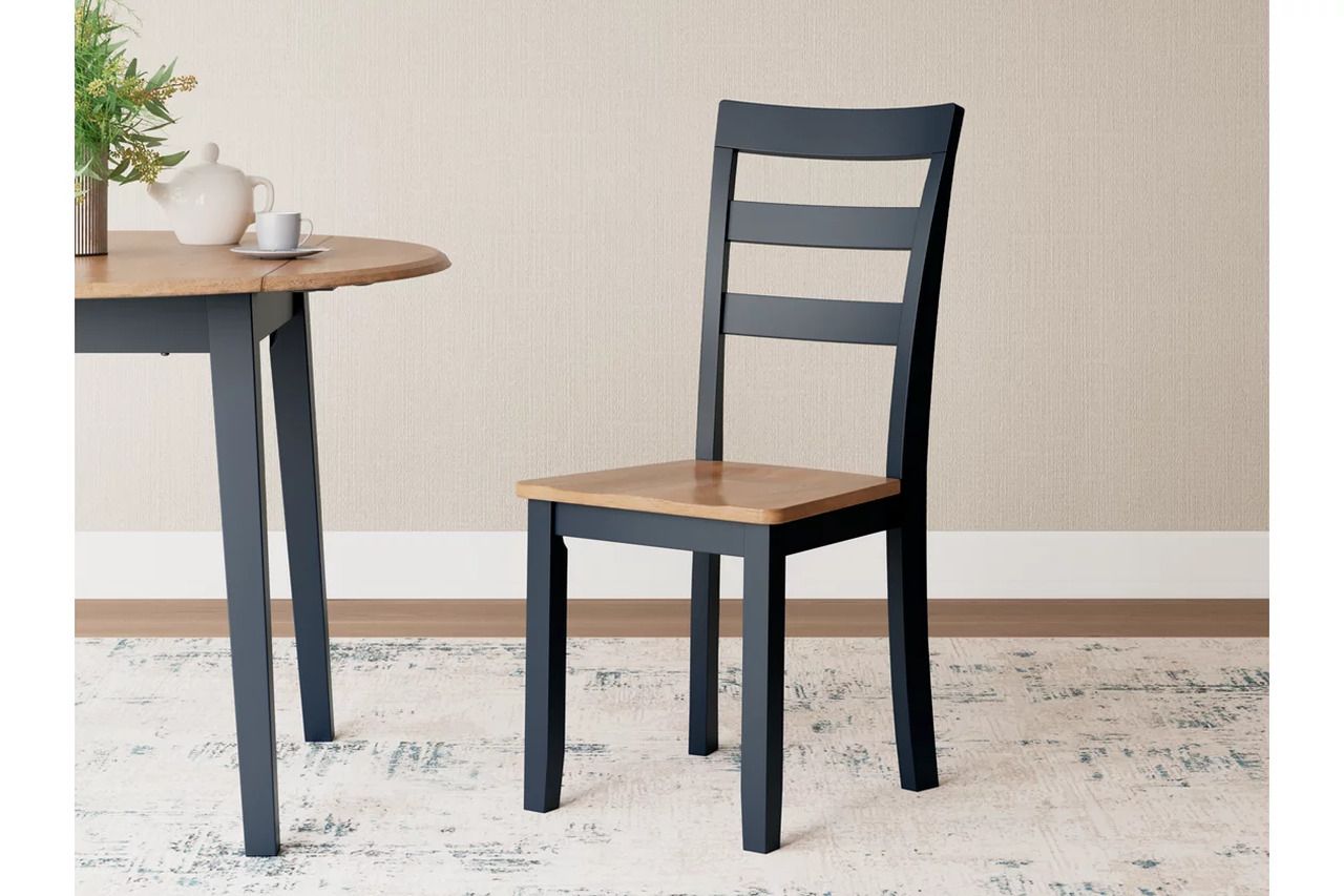 Gesthaven Dining Room Set In Natural and Blue D399D1