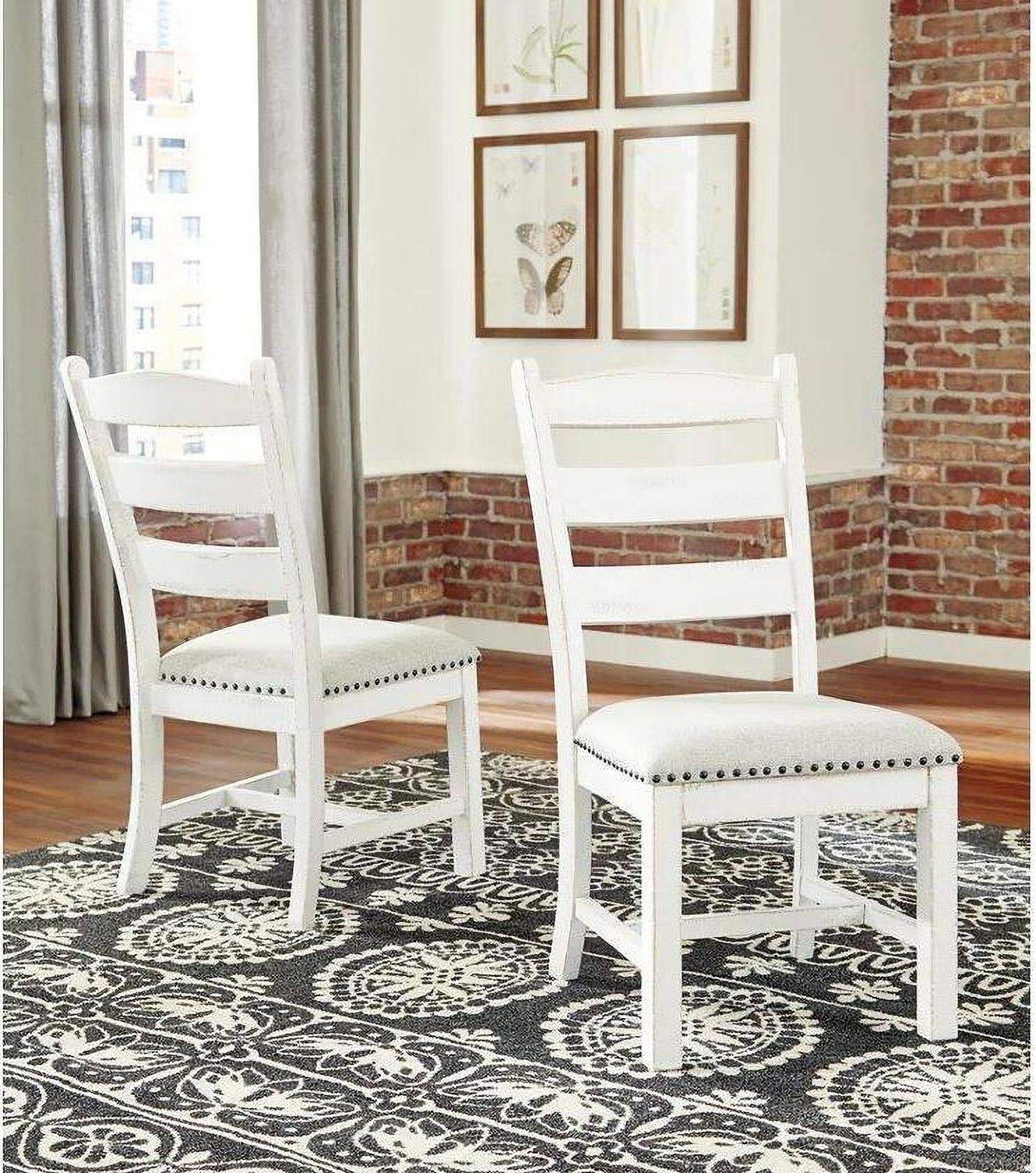 Valebeck Beige Dining Upholstered Side Chair (2/CN) D54601