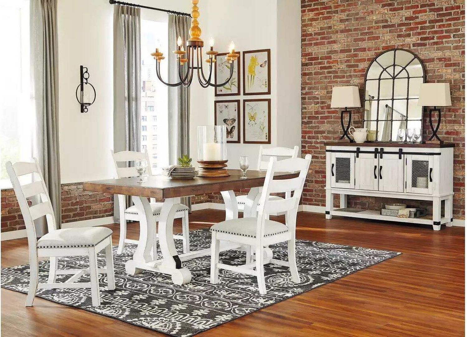 Valebeck Beige Dining Upholstered Side Chair (2/CN) D54601