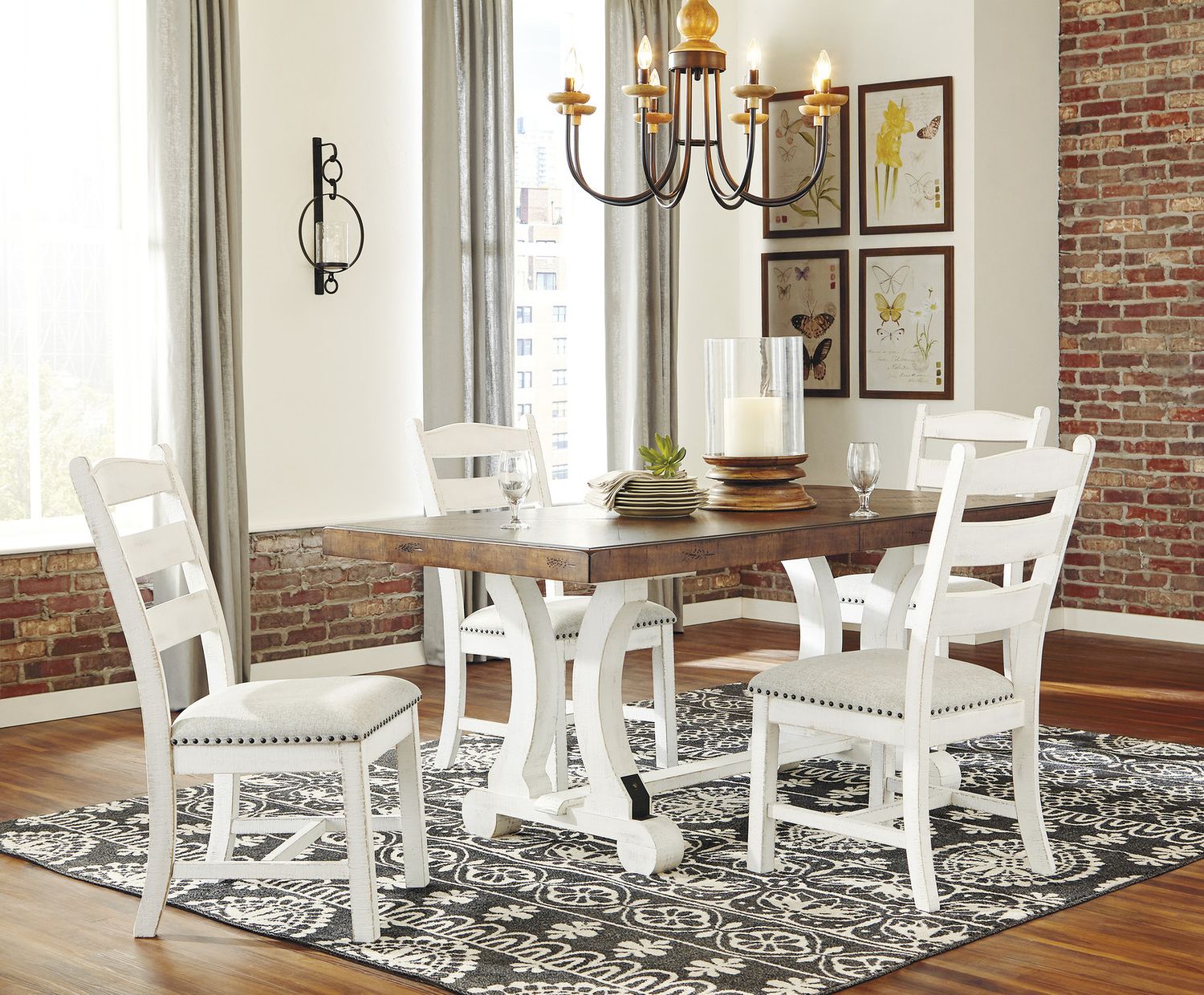 Valebeck Beige Dining Upholstered Side Chair (2/CN) D54601