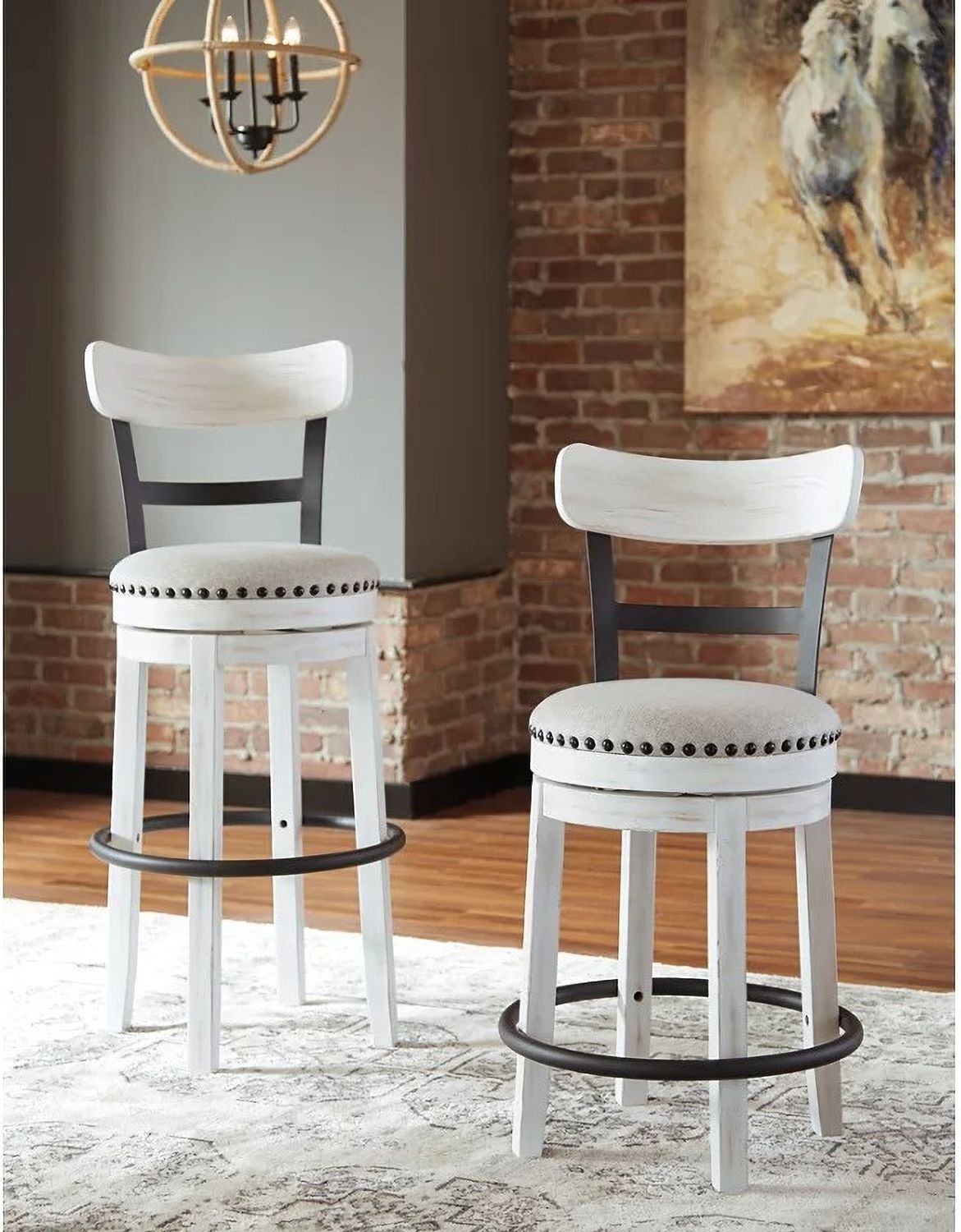 Valebeck Linen Counter Height Barstool D546524