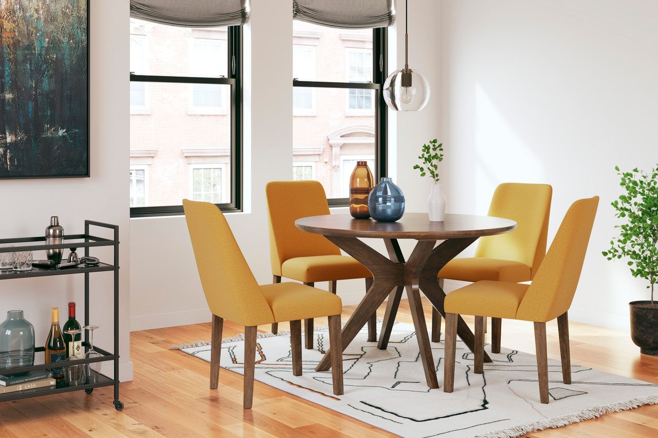 Lyncott Brown Round Dining Room Table D61515