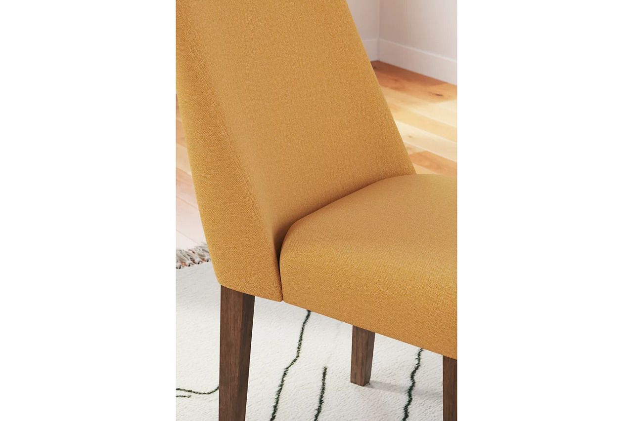 Lyncott Extension Dining Room Set In Mustard and Brown D615D29