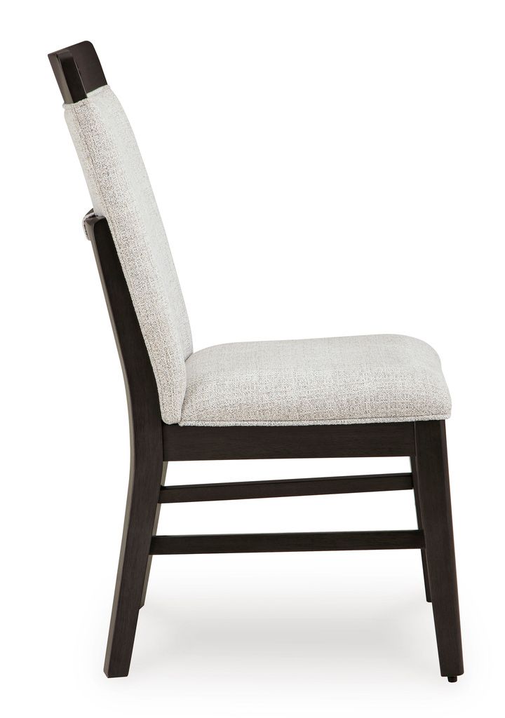 Neymorton Dining Room Set In Dark Grayish Brown D618D4