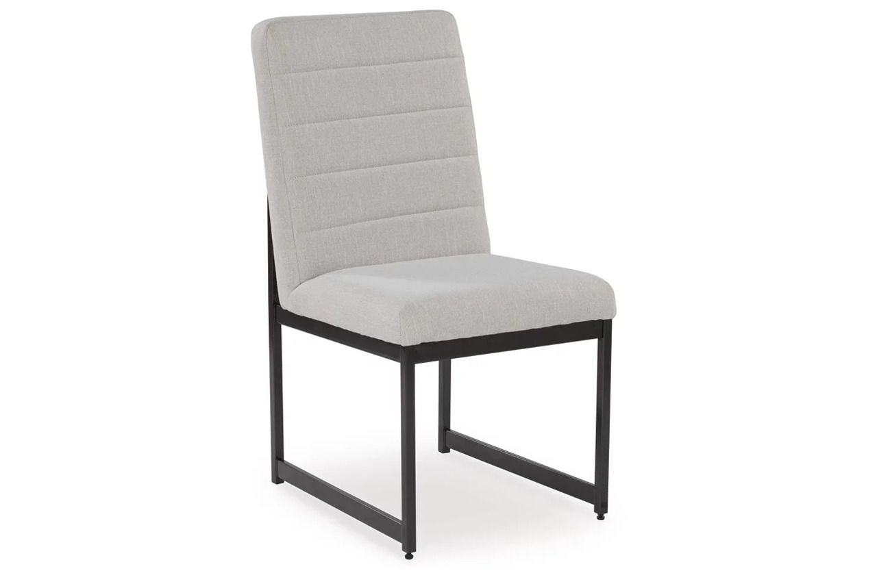 Tomtyn Dining Chair Set of 2 In Light Brown D62201