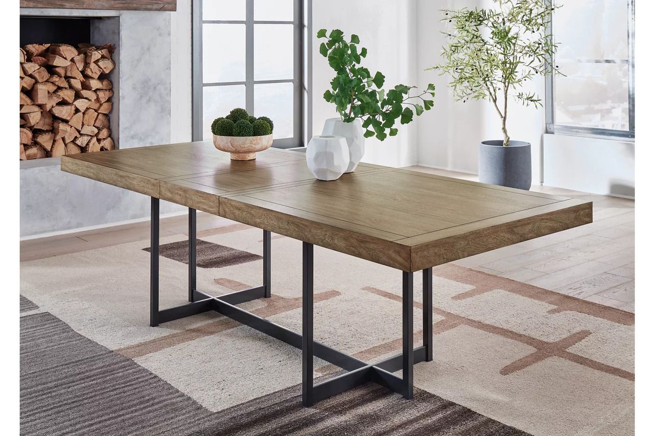 Tomtyn Dining Extension Table In Light Brown D62235