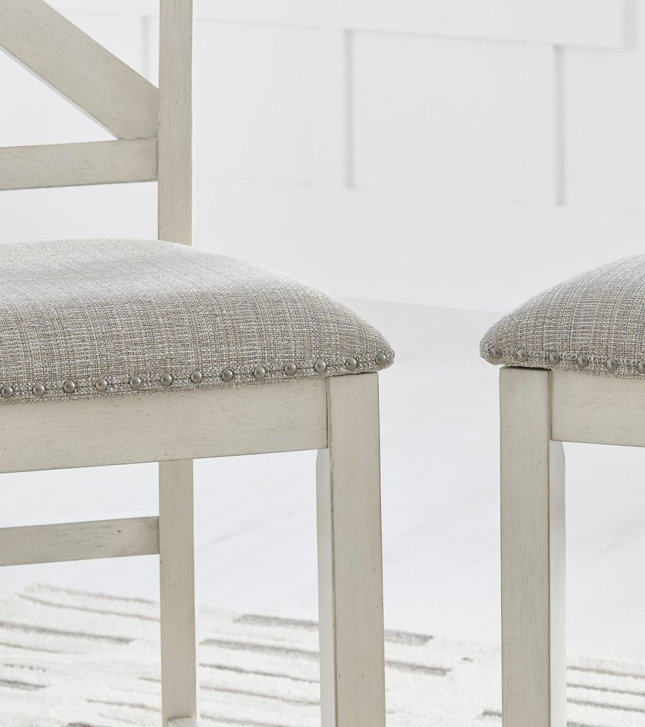 Robbinsdale Counter Height Barstool Set of 2 In Antique White D642124