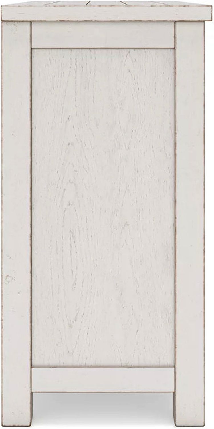 Robbinsdale Dining Server In Antique White D64260