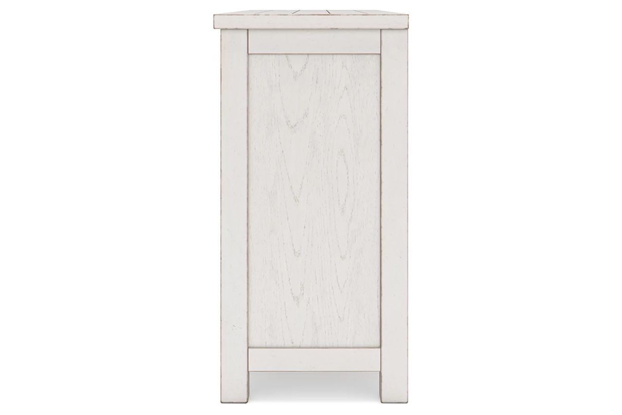 Robbinsdale Dining Room Set In Antique White D642D3