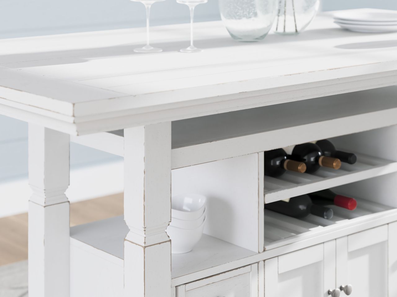 Robbinsdale Counter Height Dining Table In Antique White D642D7
