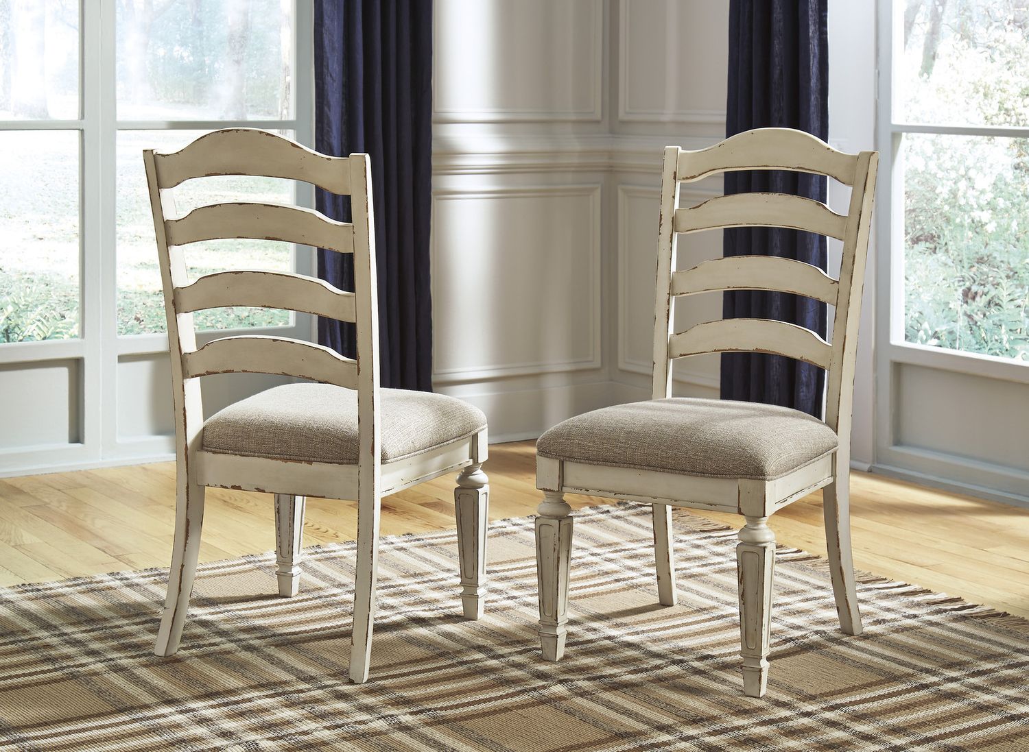 Realyn White Dining Upholstered Slatback Side Chair Set of 2 D74301