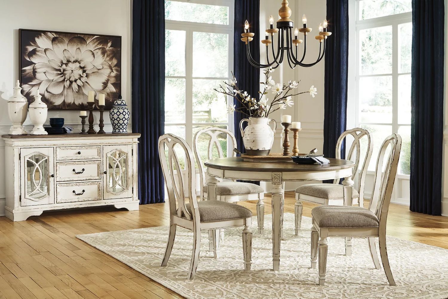 Realyn White Dining Upholstered Sidechair Set of 2 D74302