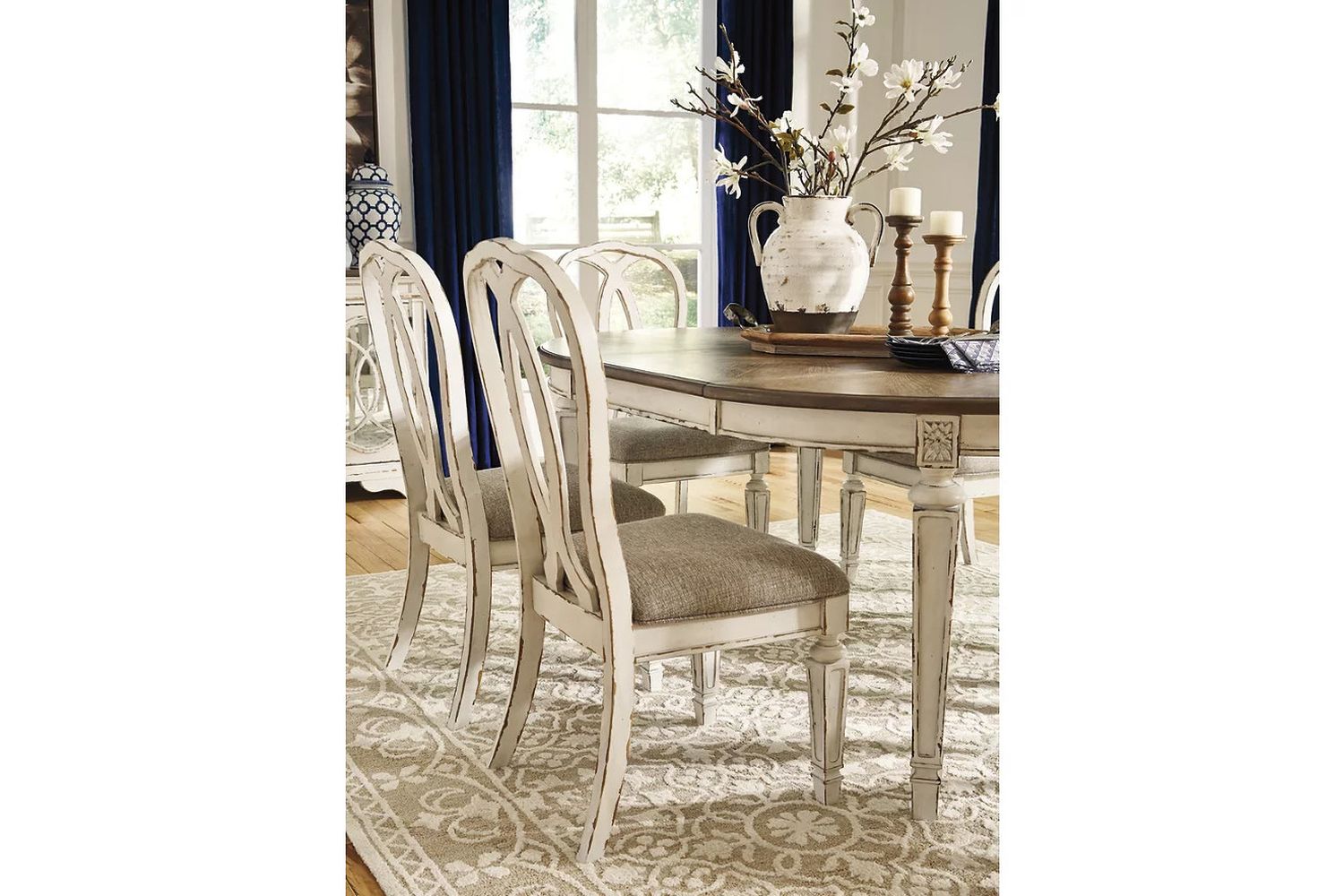 Realyn White Dining Upholstered Sidechair Set of 2 D74302