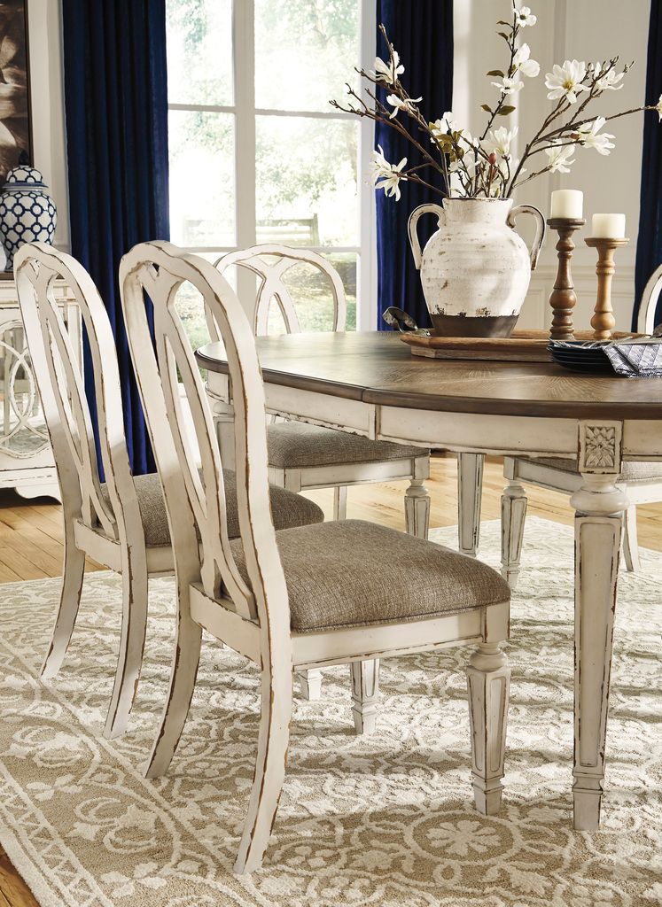 Realyn White Oval Extendable Dining Table D74335
