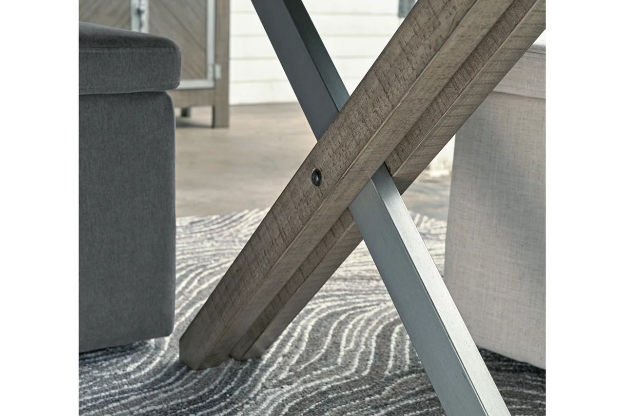 Krystanza Dining Table In Weathered Gray D76625