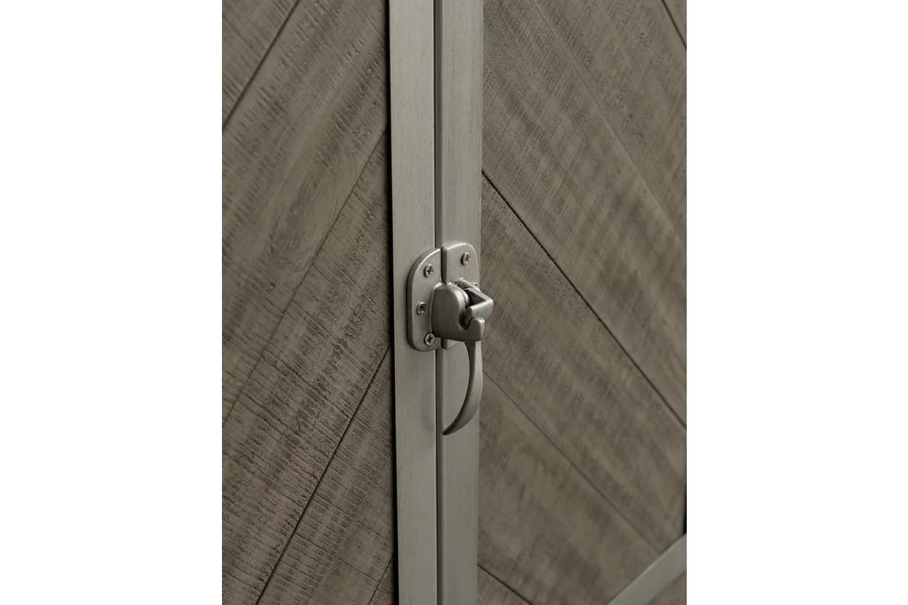 Krystanza Dining Server In Weathered Gray D76660