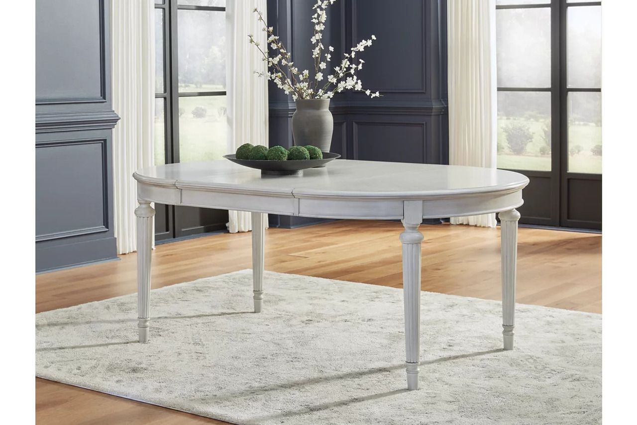 Montelaine Dining Extension Table In Antique White D79535