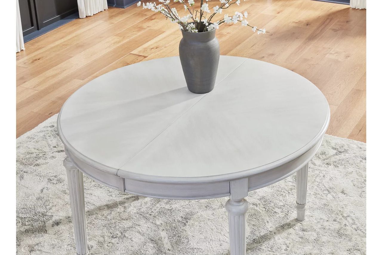 Montelaine Dining Extension Table In Antique White D79535